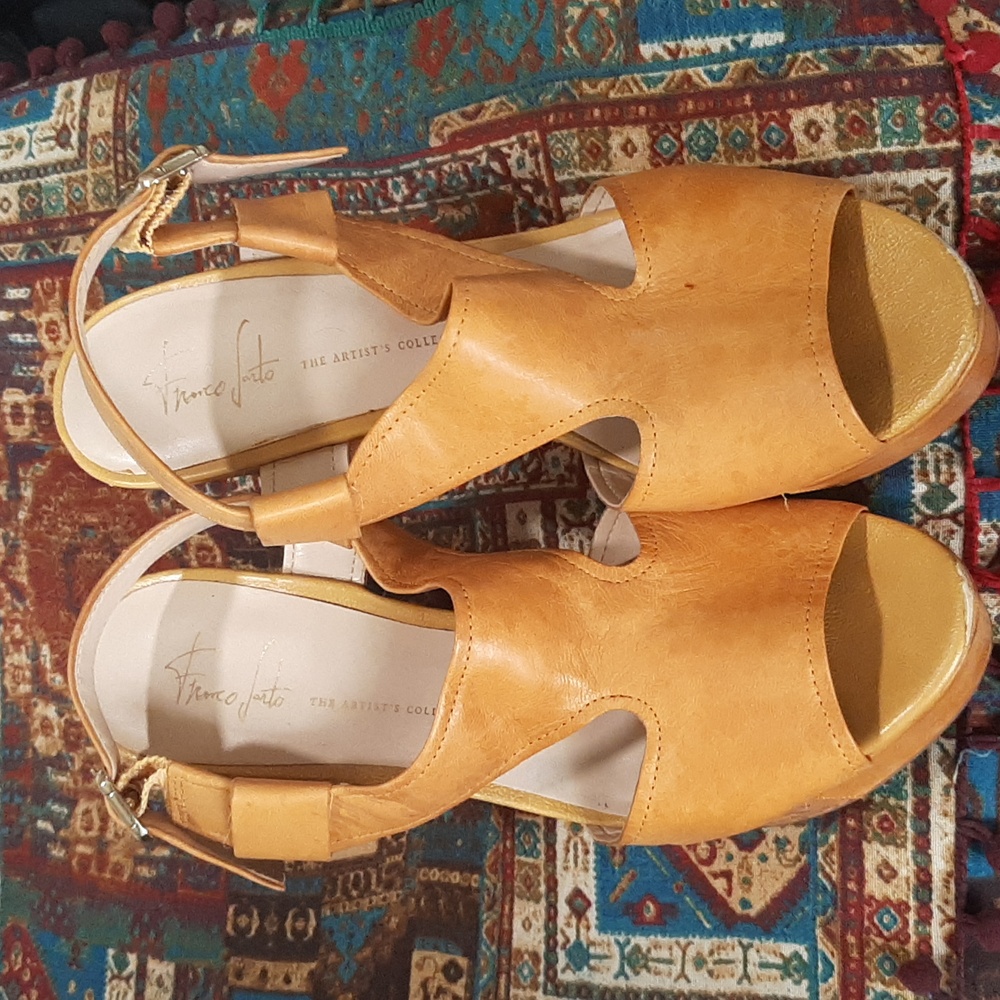 Tan Leather Women Sandals